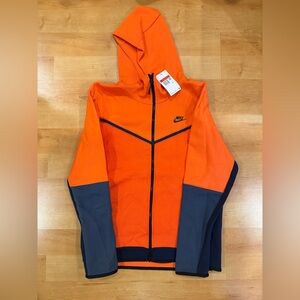 NIKE TECH FLEECE HOODIE